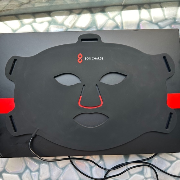 Bon charge red light face mask - Picture 3 of 5